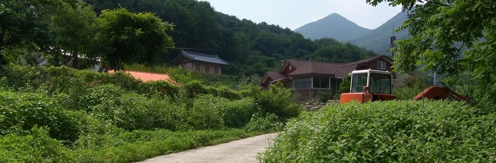 건학 교우촌이 있었던 오늘날의 건학마을 풍경.